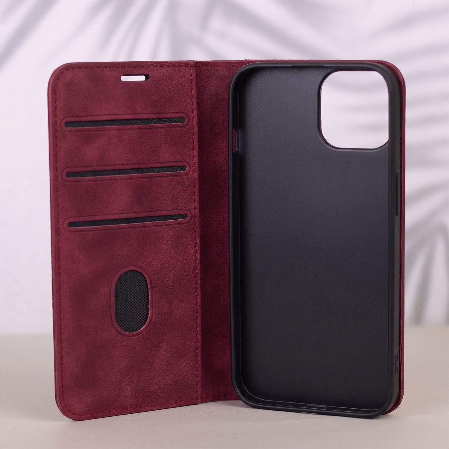 pockets in Smart Suede case